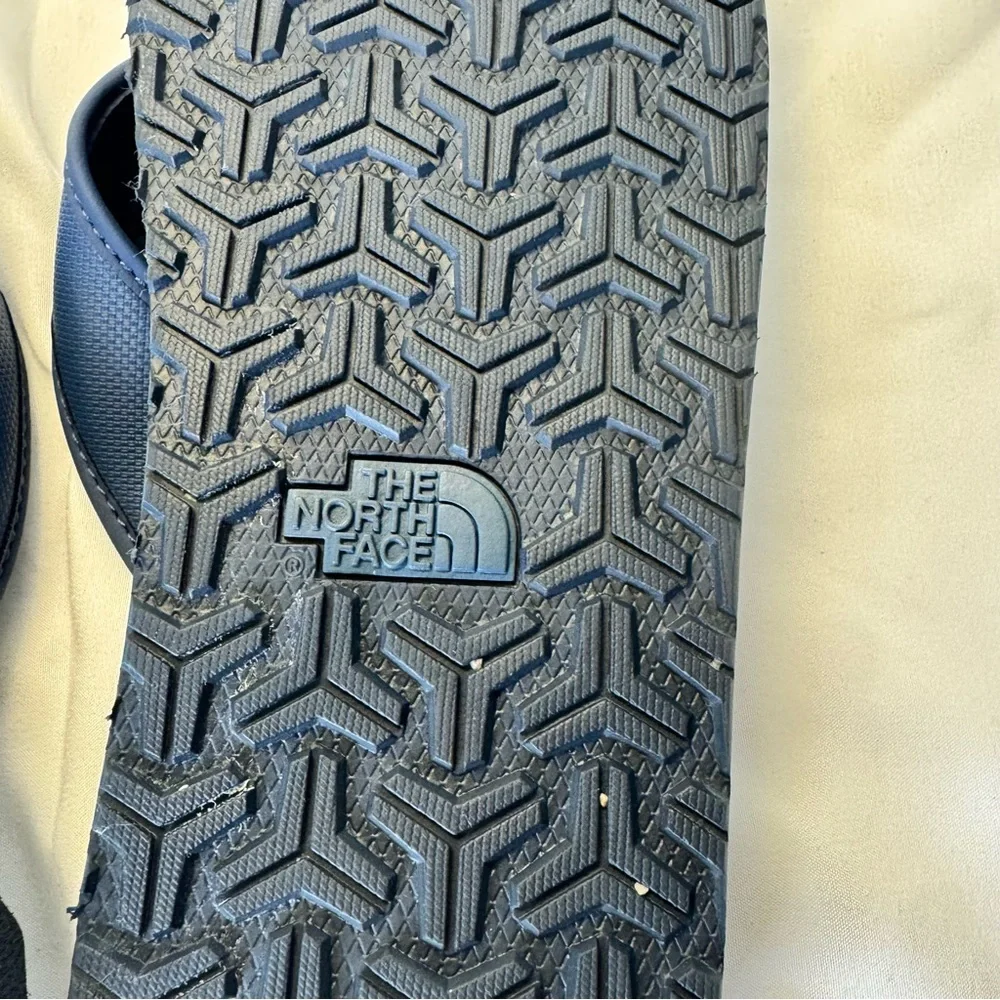 The North Face Men’s Navy and Black Flip-Flop Sandals
